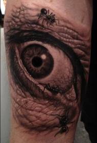 gamla ögon och myra tatueringsmönster