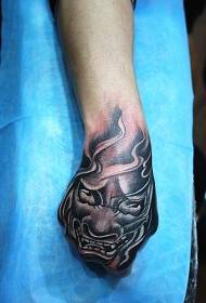 Prajna Tattoo auf dem Handrücken Muster