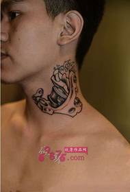 gražus asmenybės kaklo tatuiruotė mašina tatuiruotė paveikslėlį