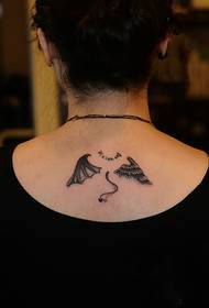 kreativna slika demona krila tetovaža