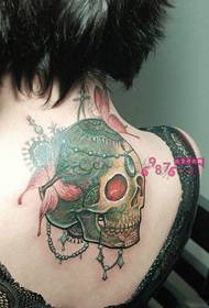 schoonheid nek rijke sieraden schedel tattoo foto