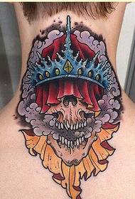 un modello di tatuaggio collo colorato consigliato immagine