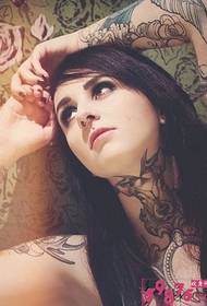 evropiane bukuroshe krijuese foto e bukur për tatuazhet në qafë