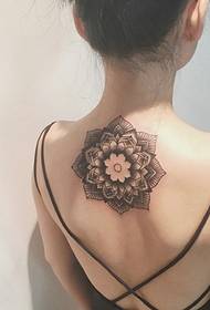 sling beauty back garland tattoo tattoo is very beautiful