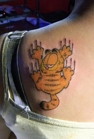 model tatuaj drăguț Garfield dolofan