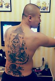 personalidade heroica homens de meia idade costas personalidade tatuagem