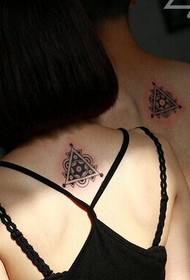 Назад мода пара татем татуювання