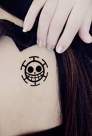 Ang tattoo sa Usa ka Piece Labor sa Logo