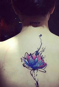 modello di tatuaggio loto blu inchiostro posteriore bello e commovente