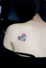 Schönheit Schultern Mode Liebe Version des Barcode Tattoo Bild