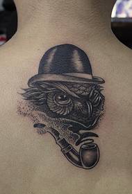 gentleman mussol Tatuatge del darrere de canonada