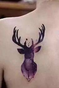 il modello di tatuaggio cervo viola brillante posteriore è molto carino