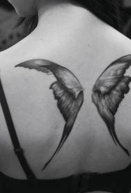 piękno z powrotem osobowość obraz skrzydła motyla tatuaż