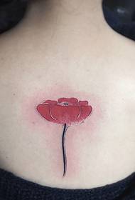 un'immagine sexy del tatuaggio del fiore per le ragazze