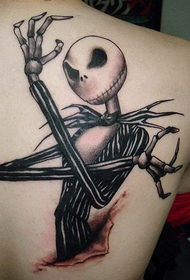 tatuaggio tatuaggio teschio di schiena femminile