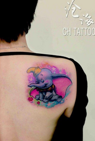 ženska hrbtna barva majhna Kot vzorec tatoo