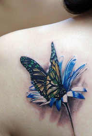 женская спина бабочка любовь цветок тату фото
