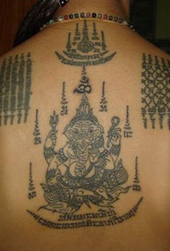 vyrų nugaros literatūrinės tatuiruotės tatuiruotė