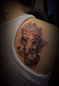 rugkleur oulike olifant tatoeëring 94455 - vrou rug mooi vlinder kers tatoeëring tatoeëermerk