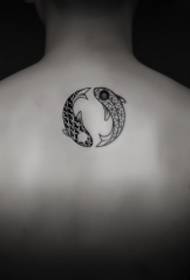 modello di tatuaggio calamari trasporto posteriore