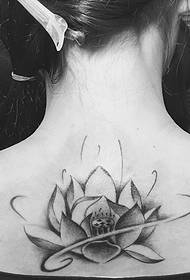 jente tilbake svart og hvit lotus tatovering bilde vakkert og utsøkt