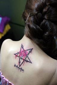 Star tatuaggio sanscrito di moda