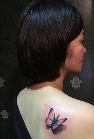 maradjon a lány hátán 3d színes pillangó tetoválás mintát