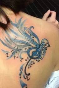 kvinnelig rygg notat fugl tatovering mønster