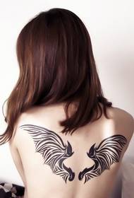 ομορφιά εναλλακτική τατουάζ πίσω πτέρυγα