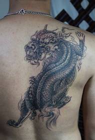 tattoo ya utu wa nyuma wa wanaume