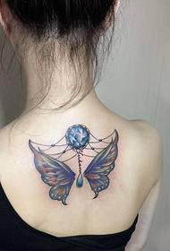 bogini z powrotem piękne skrzydła motyla i tatuaż klejnot