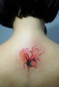 slika akvarela majhen svež cvet nazaj tatoo slike