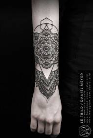 brazo patrón de tatuaxe de armadura de punto en branco e negro