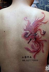 disegno del tatuaggio fenice rossa sul retro