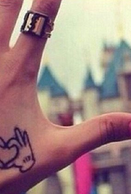 modello di tatuaggio di due persone un cuore