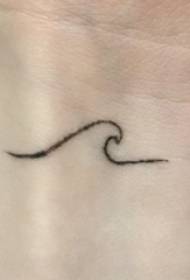 minimalistička linija zgloba tetovaža djevojka minimalistička slika tetovaže