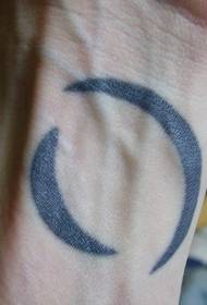 tatuaggio all'interno del polso
