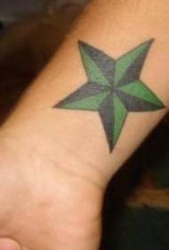 зглобни зелени и црни звијезда тетоважа узорак
