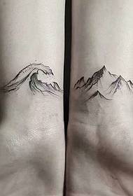 Pogodno za parove zglobni uzorak tetovaže s planine