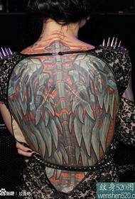 Tatuaggio dell'ala meccanica 3d sulla parte posteriore della femmina