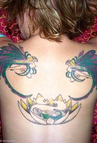 gładki tatuaż osobowość dziewczyna z powrotem tatuaż obraz [obraz