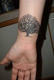 pola tato pohon pergelangan tangan hitam