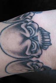 zápästie Čierna a biela lebka tetovanie vzor