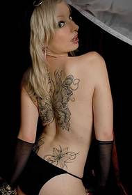 Urembo wa Ulaya uzuri mzuri wa kupendeza wa tattoo ya nyuma
