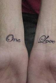 Paar Handgelenk englisches Alphabet Tattoo Bild