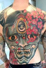 schiena dell'uomo super bello cool schiena piena come il modello del tatuaggio