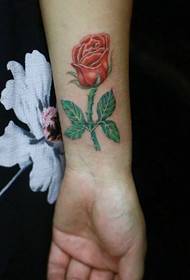 tattoo tattoo ສູງເປັນສ້ອຍແຂນສູງສົດໃສແລະບໍ່ສາມາດປຽບທຽບໄດ້
