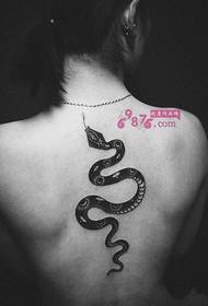 personlig skönhet tillbaka orm tatuering