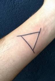 eskumuturreko beltza triangelu sinbolo interesgarria tatuaje eredua