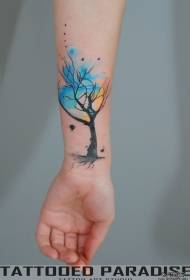 handled splash bläck träd tatuering mönster